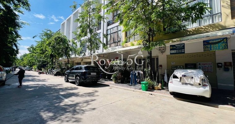 House For Sale​-Veal Sbov, Chbar Ampov
