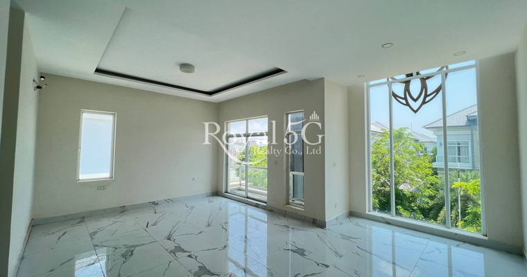 Queen villa for rent borey varina sensok