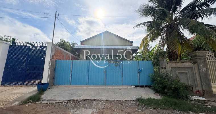 ឃ្លាំងសម្រាប់ជួលក្រុងតាខ្មៅ