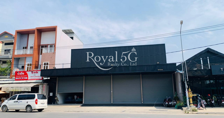 ឃ្លាំង សម្រាប់ជួល Street 2004